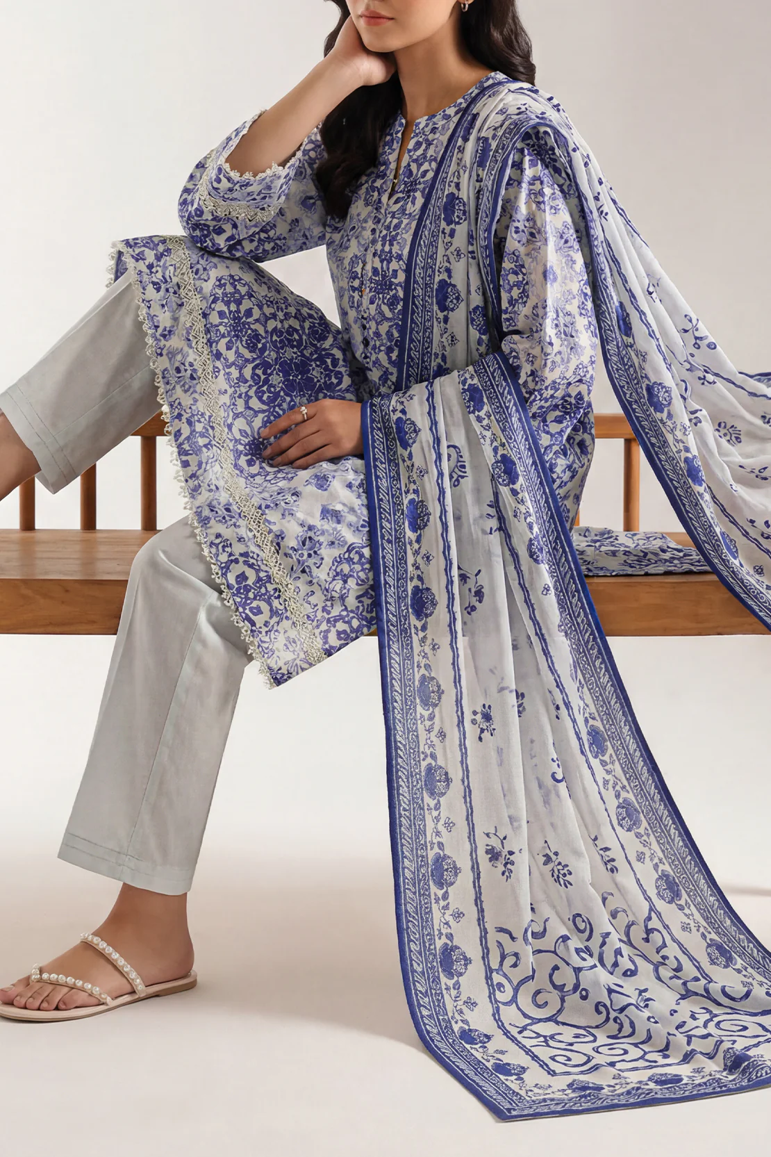 Unstitched Printed Warm Cotton 3 Piece - Image 2