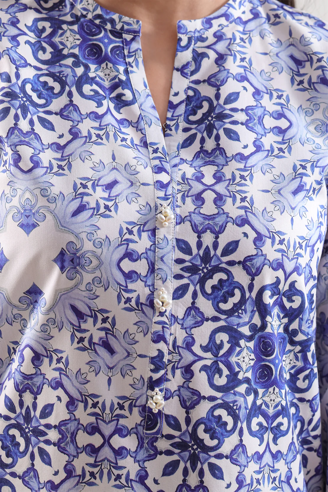 Unstitched Printed Warm Cotton 3 Piece - Image 3