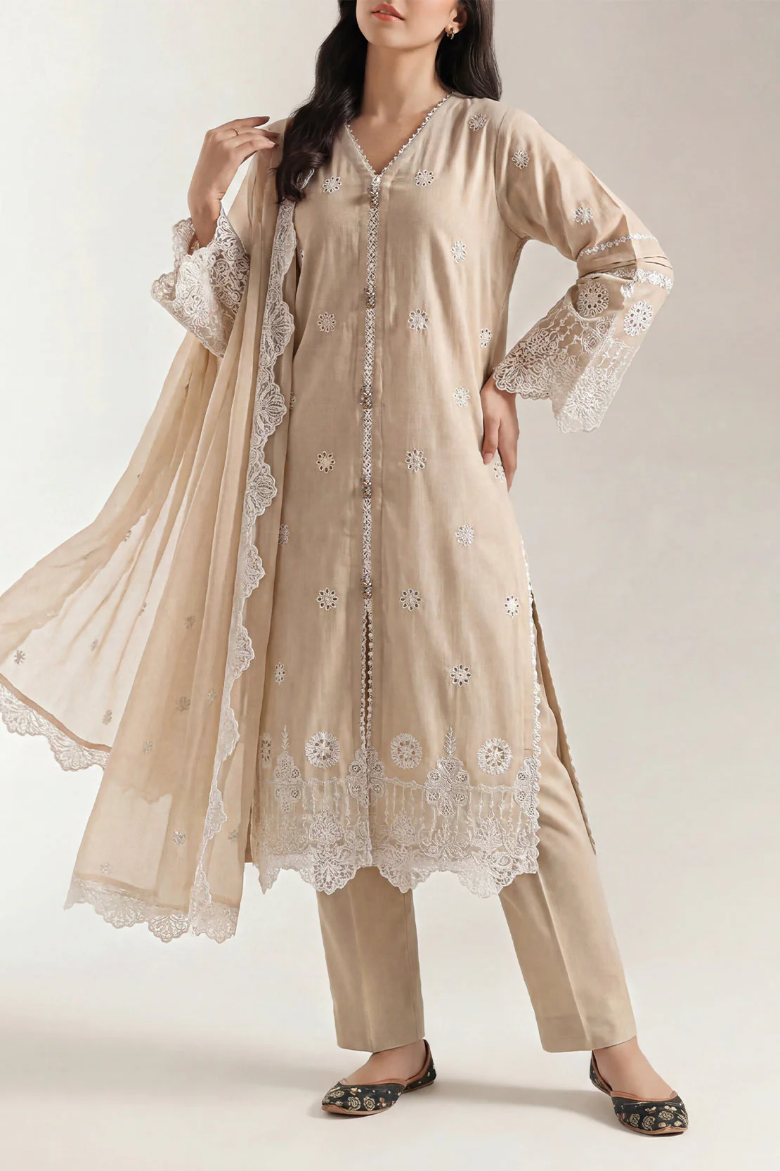 Unstitched Solid Embroidered Cambric 3 Piece Chiffon Dupatta