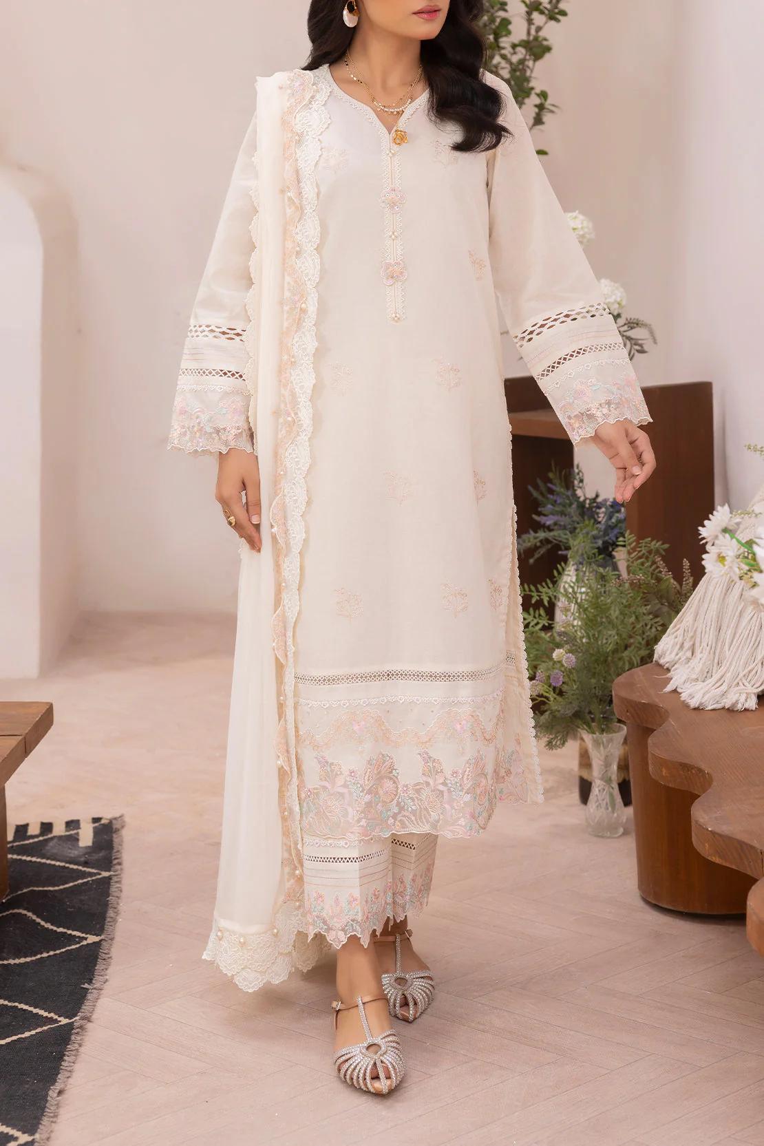 Unstitched Solid Embroidered Cambric 3 Piece With chiffon Dupatta - Image 3