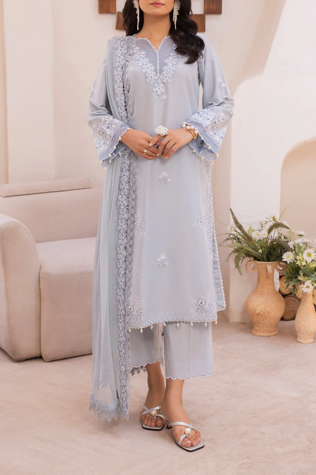 Unstitched Solid Embroidered Cambric 3 Piece With chiffon Dupatta