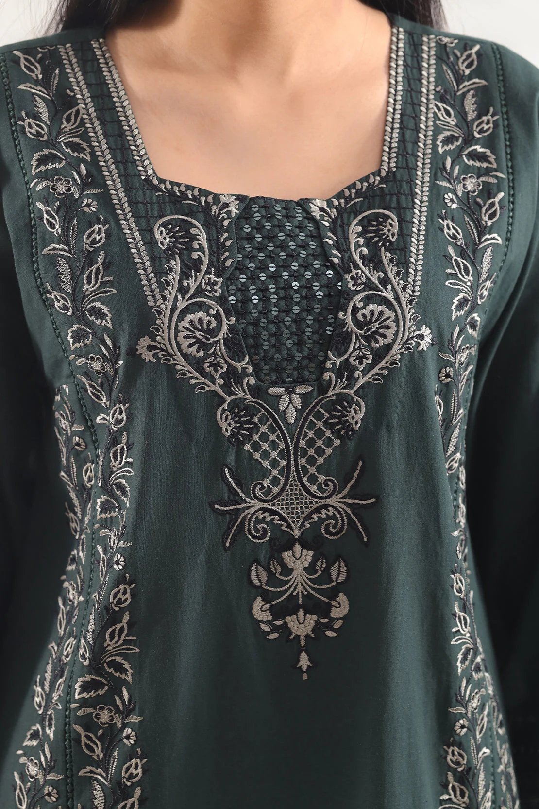 Unstitched Solid+Embroidered Cambric 3 Piece With (Chiffon Dupatta) - Image 3