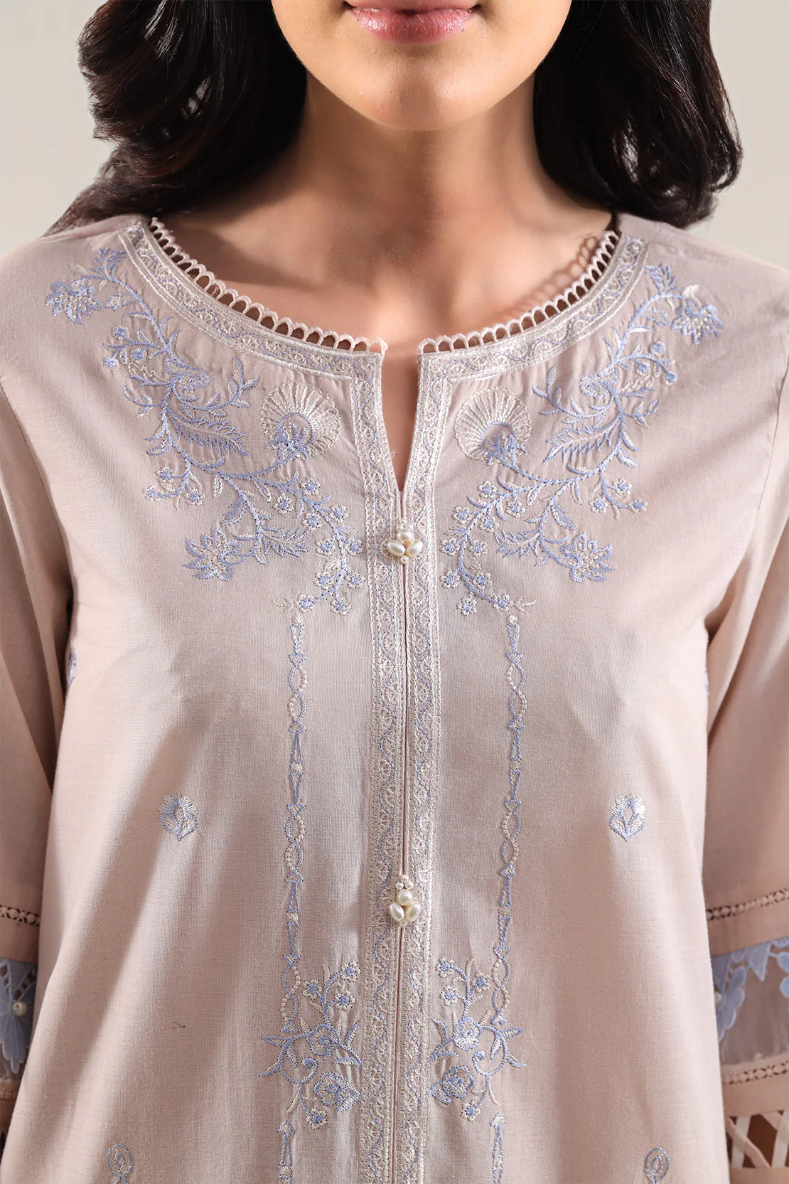 Unstitched Solid Embroidered Cambric 3 Piece With Chiffon Dupatta - Image 3