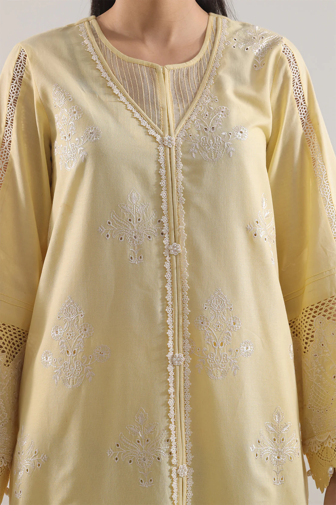 Unstitched Solid Embroidered Cambric 3 Piece with Chiffon Dupatta - Image 3