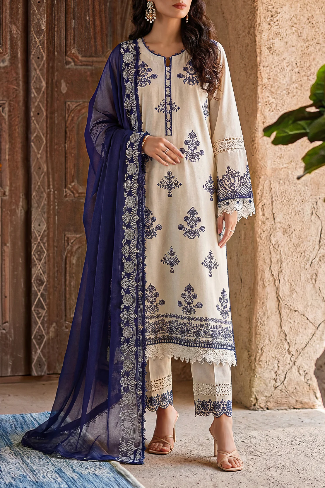 Unstitched Solid Embroidered Cambric 3 Piece with Chiffon Dupatta