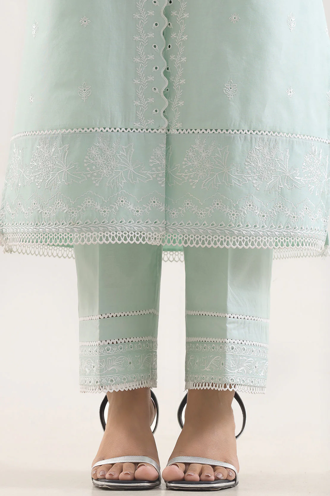 Unstitched Solid+Embroidered Cambric 3 Piece With (Chiffon Dupatta) - Image 5