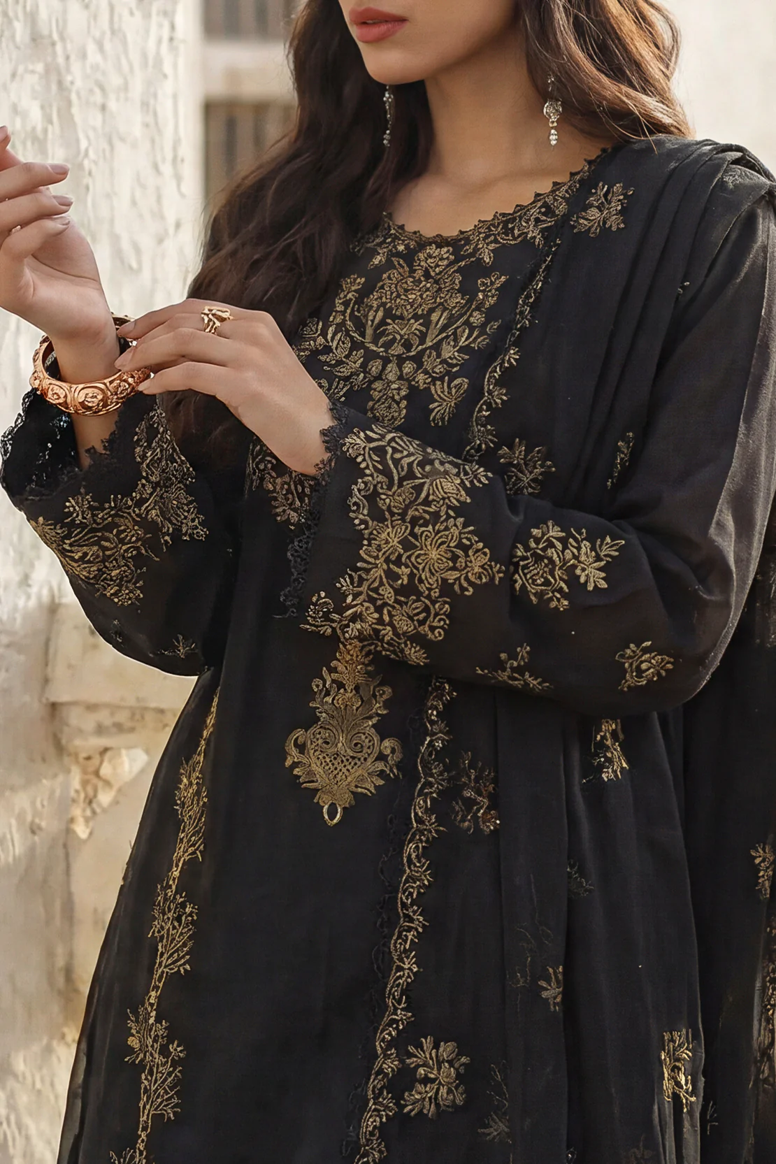 Unstitched Solid Embroidered Cambric 3 Piece With (Chiffon Dupatta) - Image 3