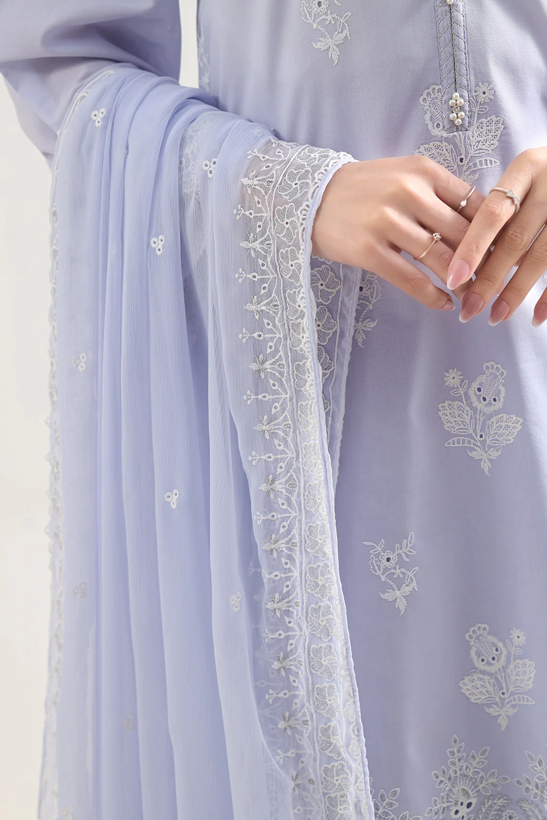 Unstitched Solid Embroidered Cambric 3 Piece - Image 5