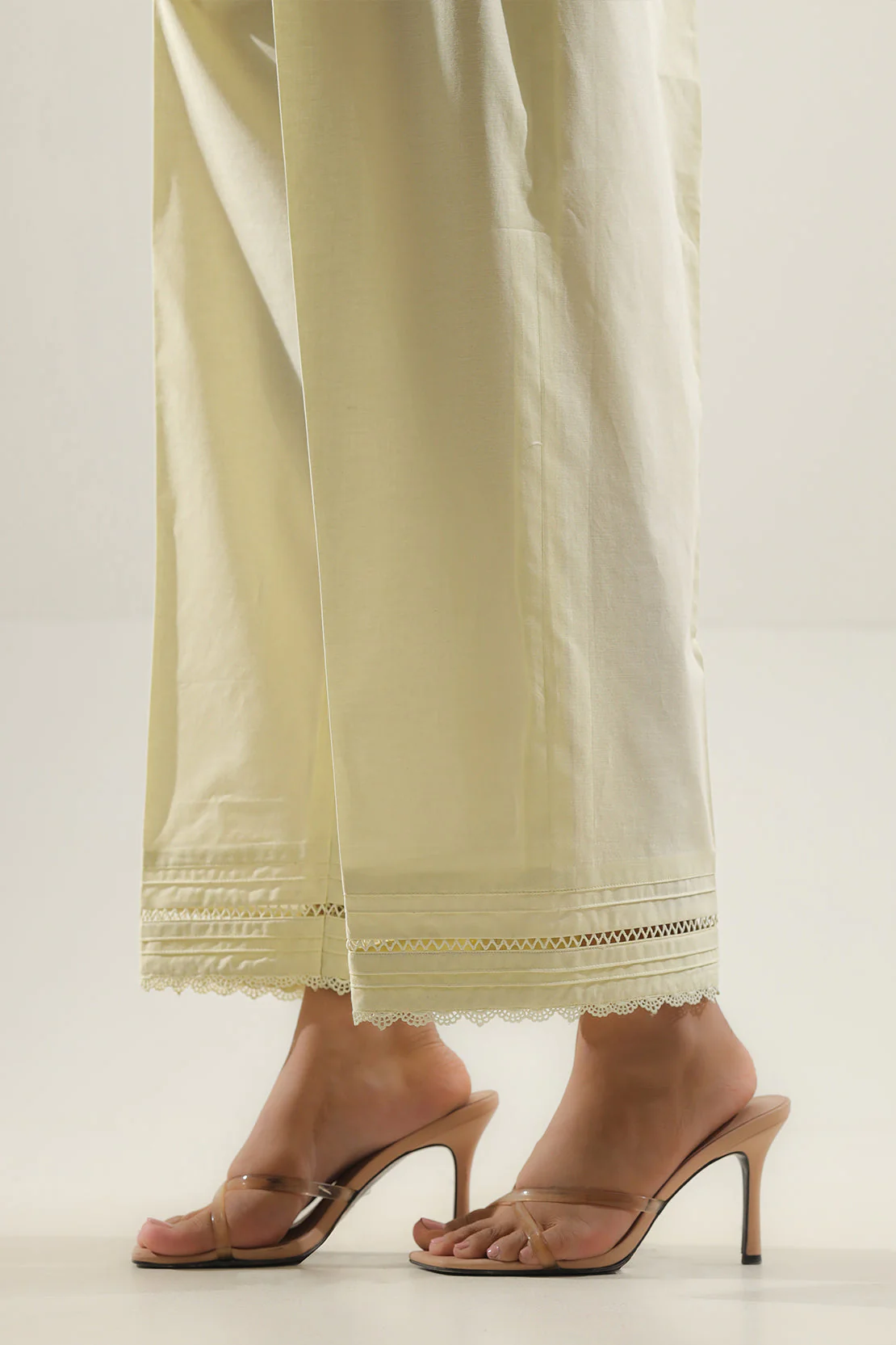Unstitched Solid Embroidered Cambric 3 Piece - Image 5