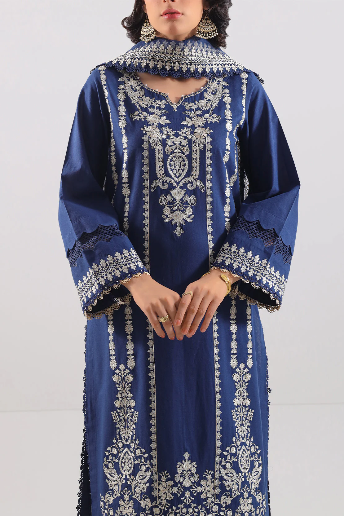 Unstitched Solid Embroidered Cambric 3 Piece - Image 2