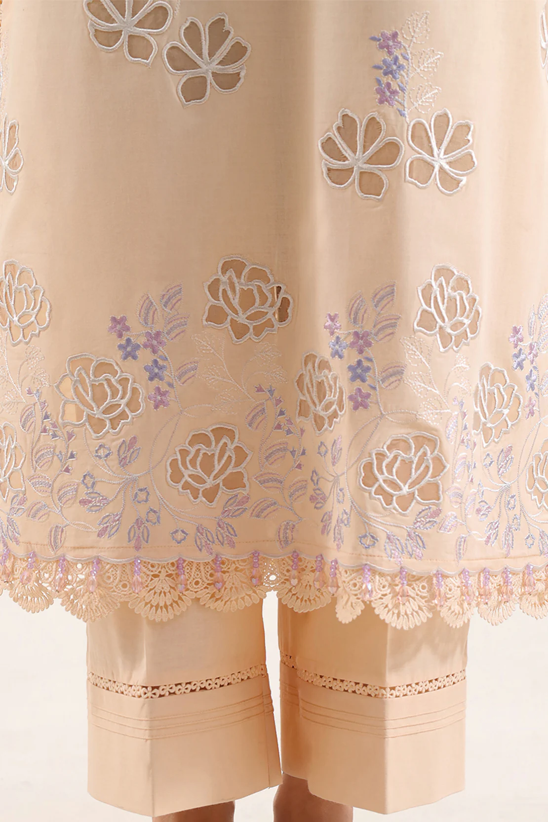 Unstitched Solid Embroidered Cambric 3 Piece - Image 6