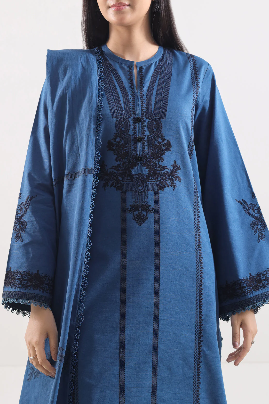 Unstitched Solid Embroidered Cotton Khaddar 3 Piece - Image 2