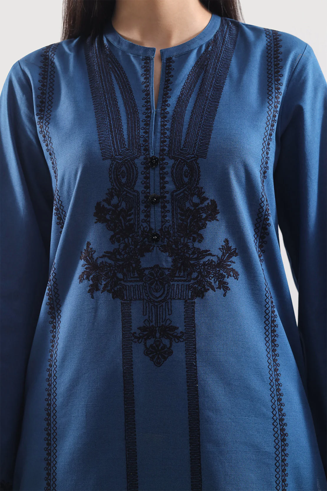 Unstitched Solid Embroidered Cotton Khaddar 3 Piece - Image 3