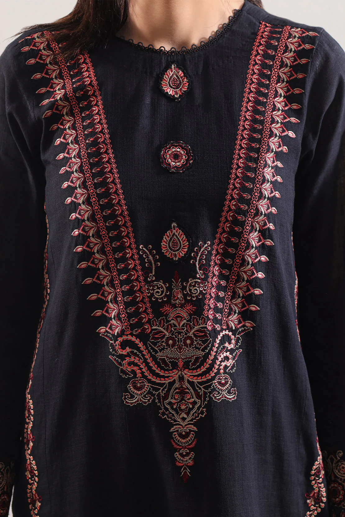 Unstitched Solid Embroidered Cotton Khaddar 3 Piece - Image 4