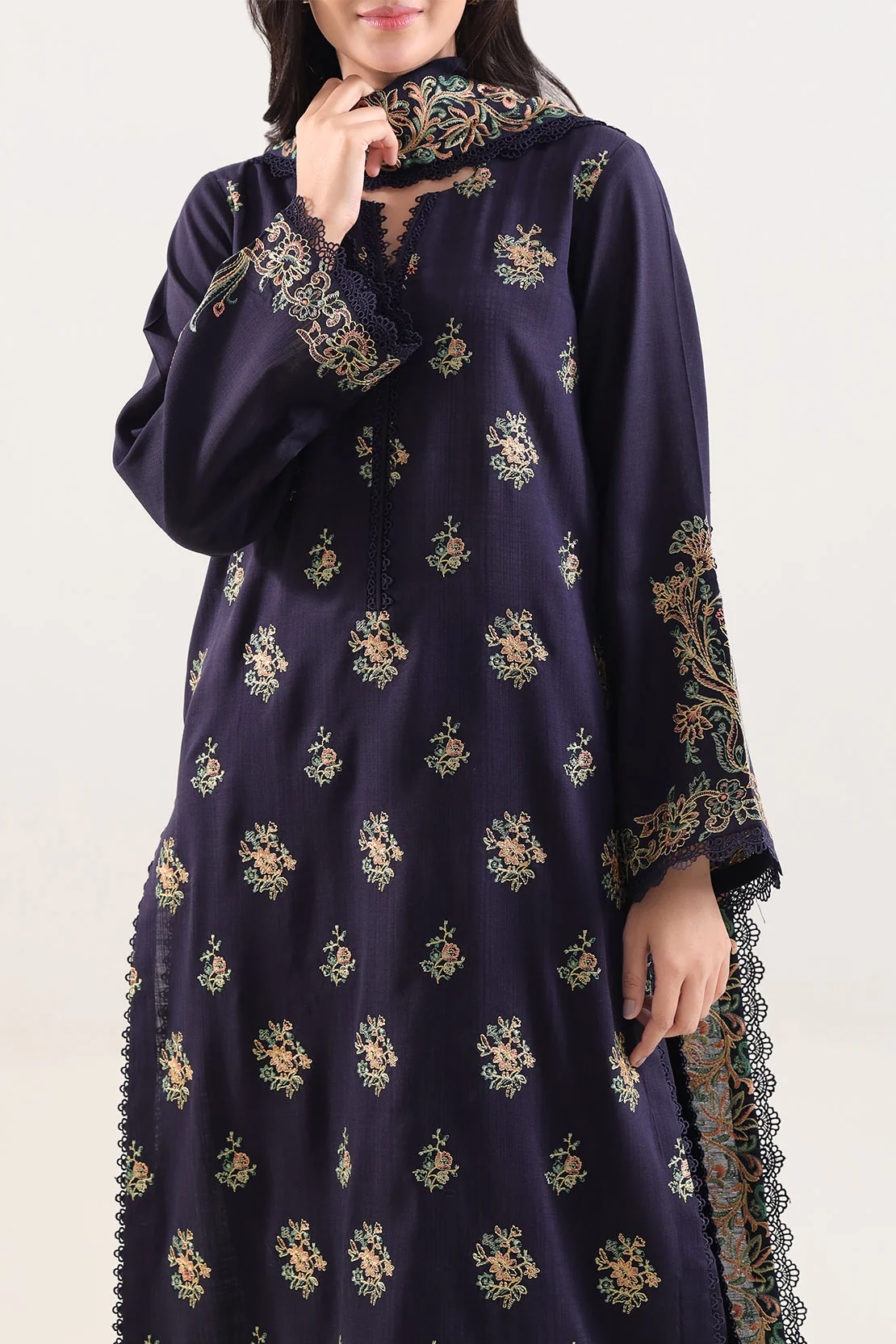 Unstitched Solid+Embroidered Cross Hatch 3 Piece - Image 2