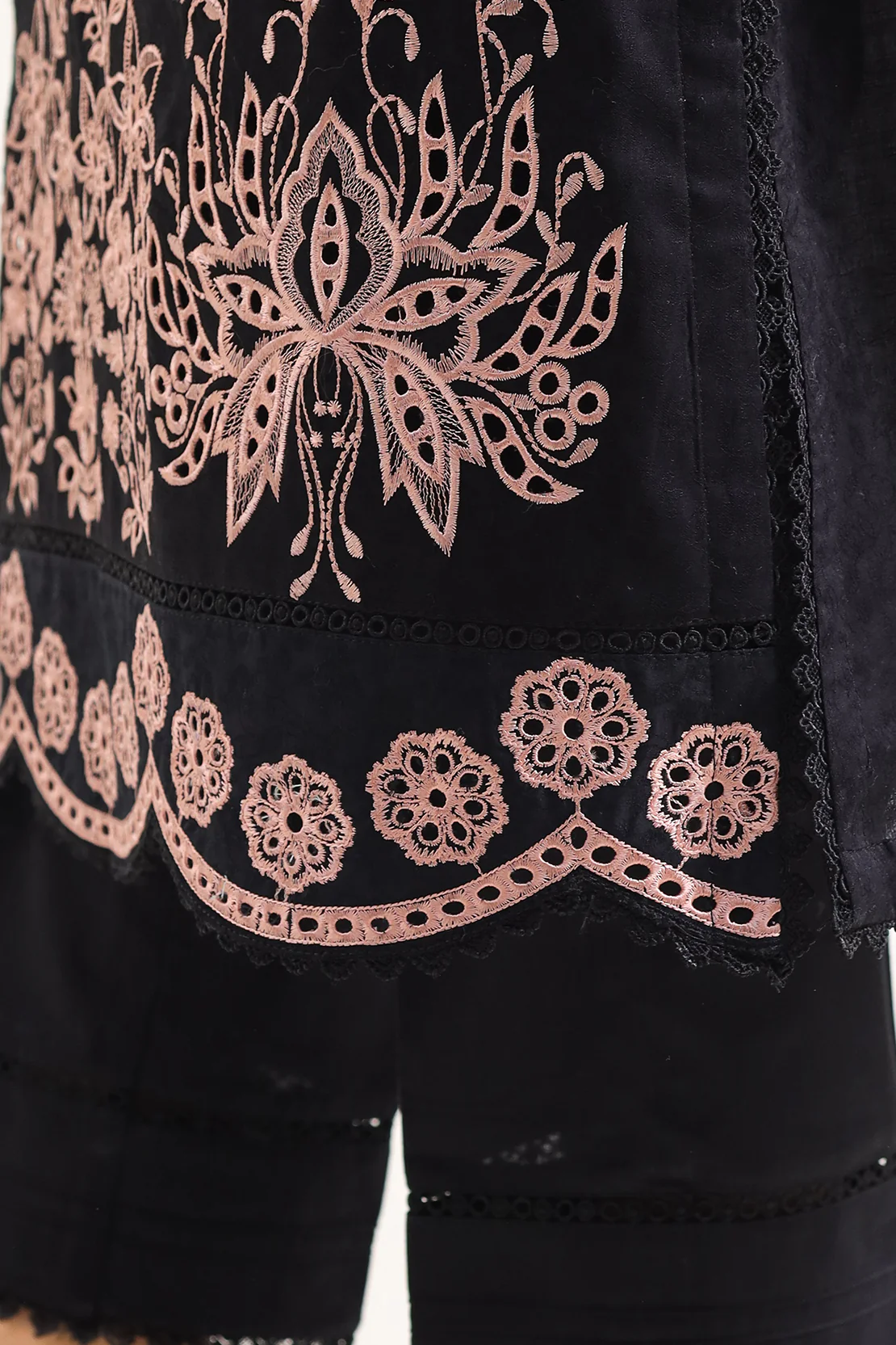 Unstitched Solid Embroidered Self Jacquard 3 Piece With Cotton Net Dupatta - Image 4