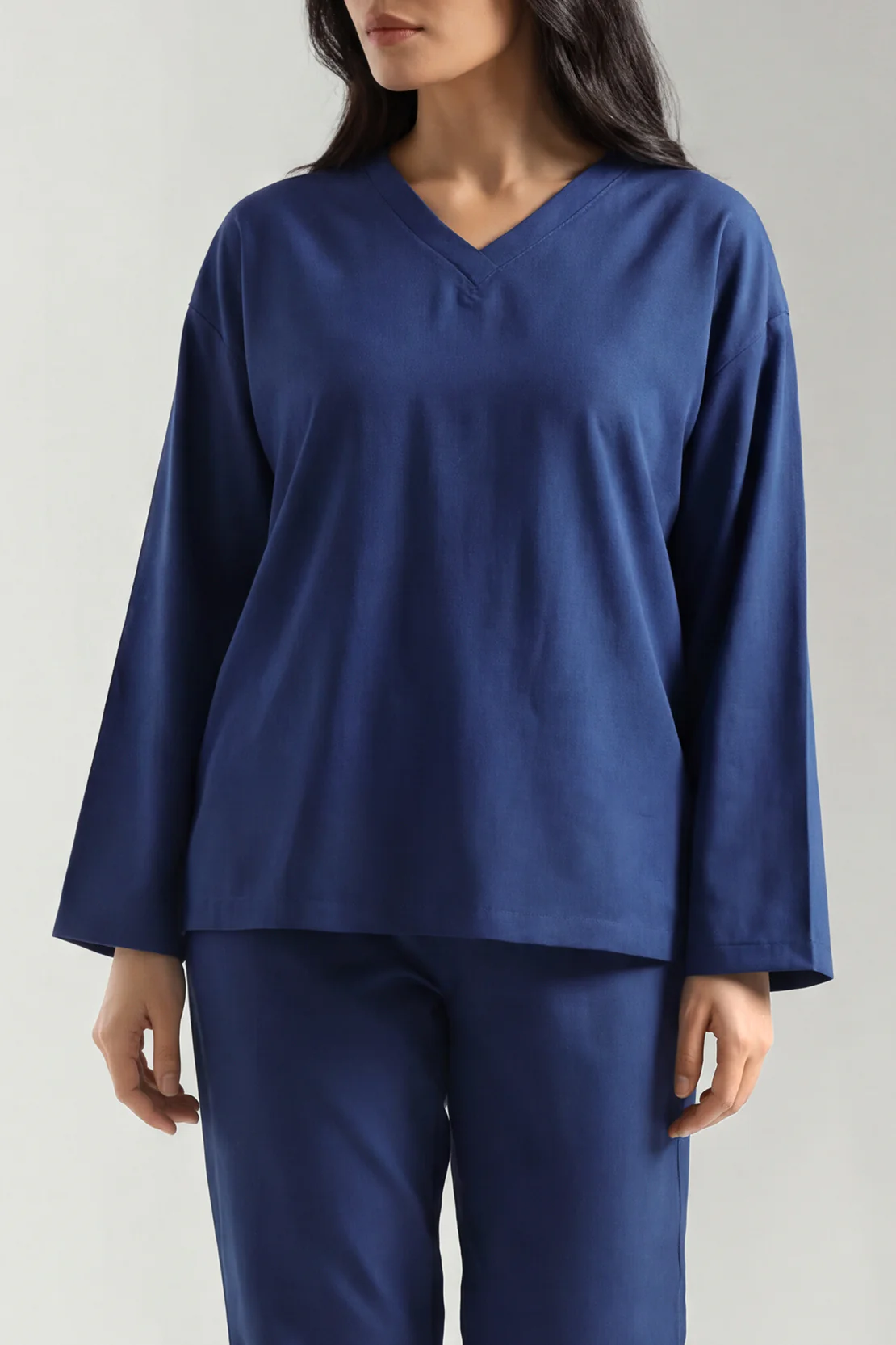 V-Neck Wide Sleeve Crepe Top - Image 2