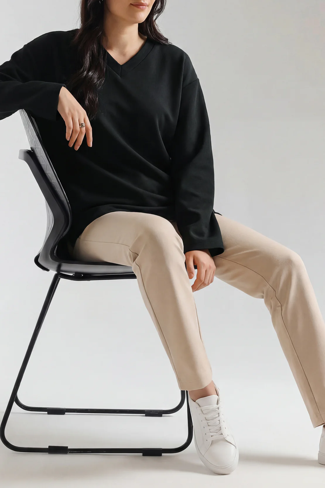 V-Neck Wide Sleeve Crepe Top - Image 2